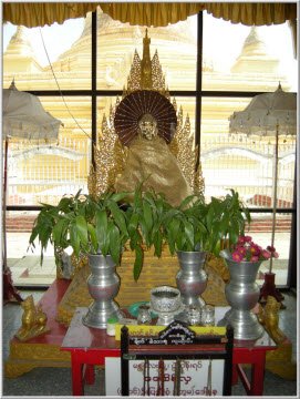 lordbuddhapayamandalay11.jpg